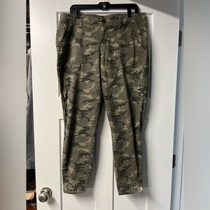 Lane Bryant camo jeans. Size 16.